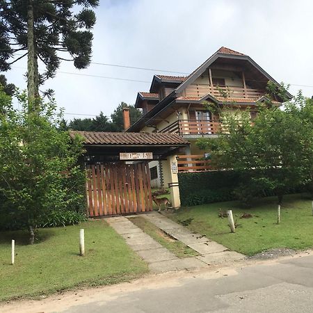 Chales Toca Dos Esquilos Campos do Jordao Luaran gambar