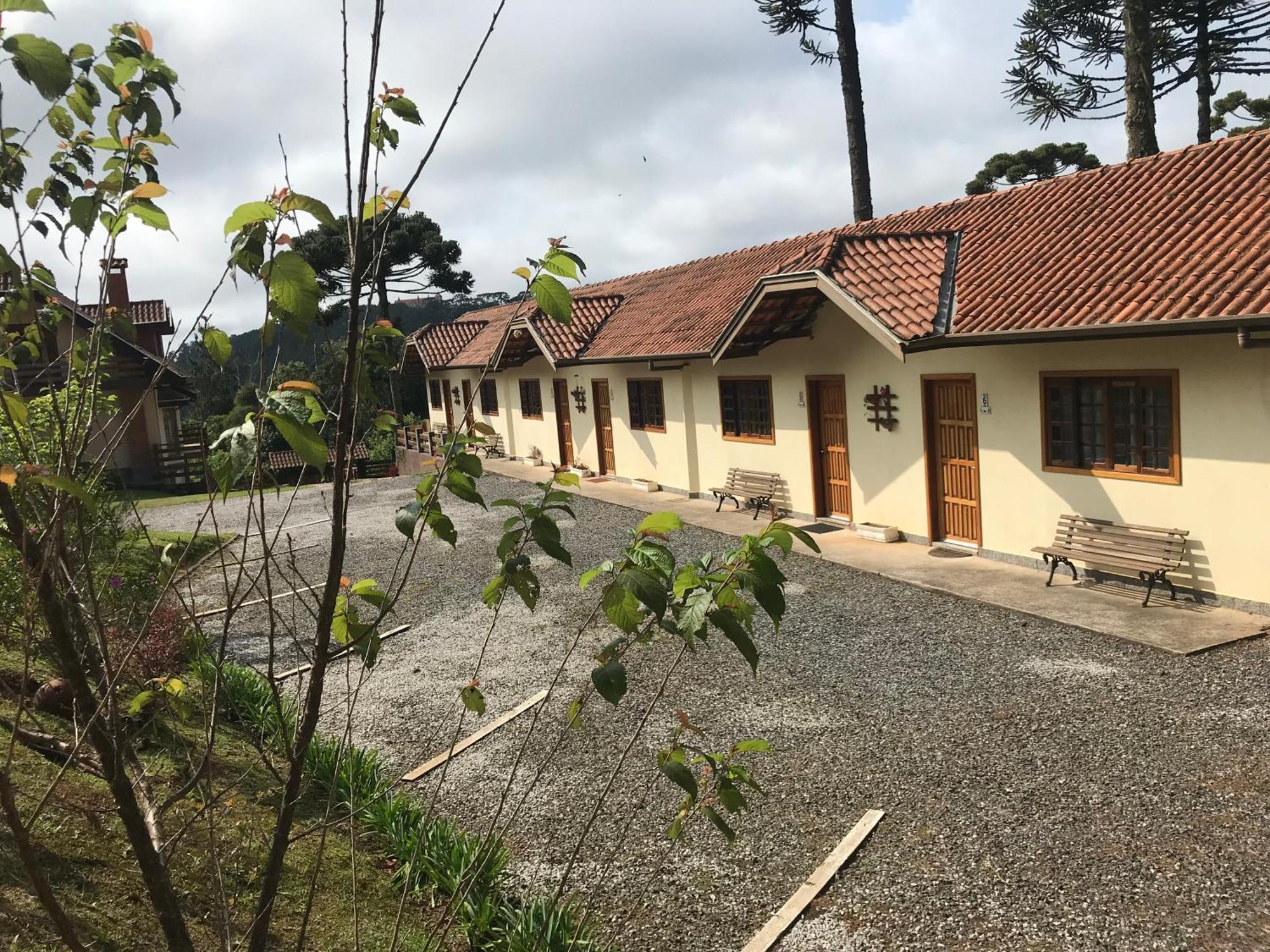 Chales Toca Dos Esquilos Campos do Jordao Luaran gambar